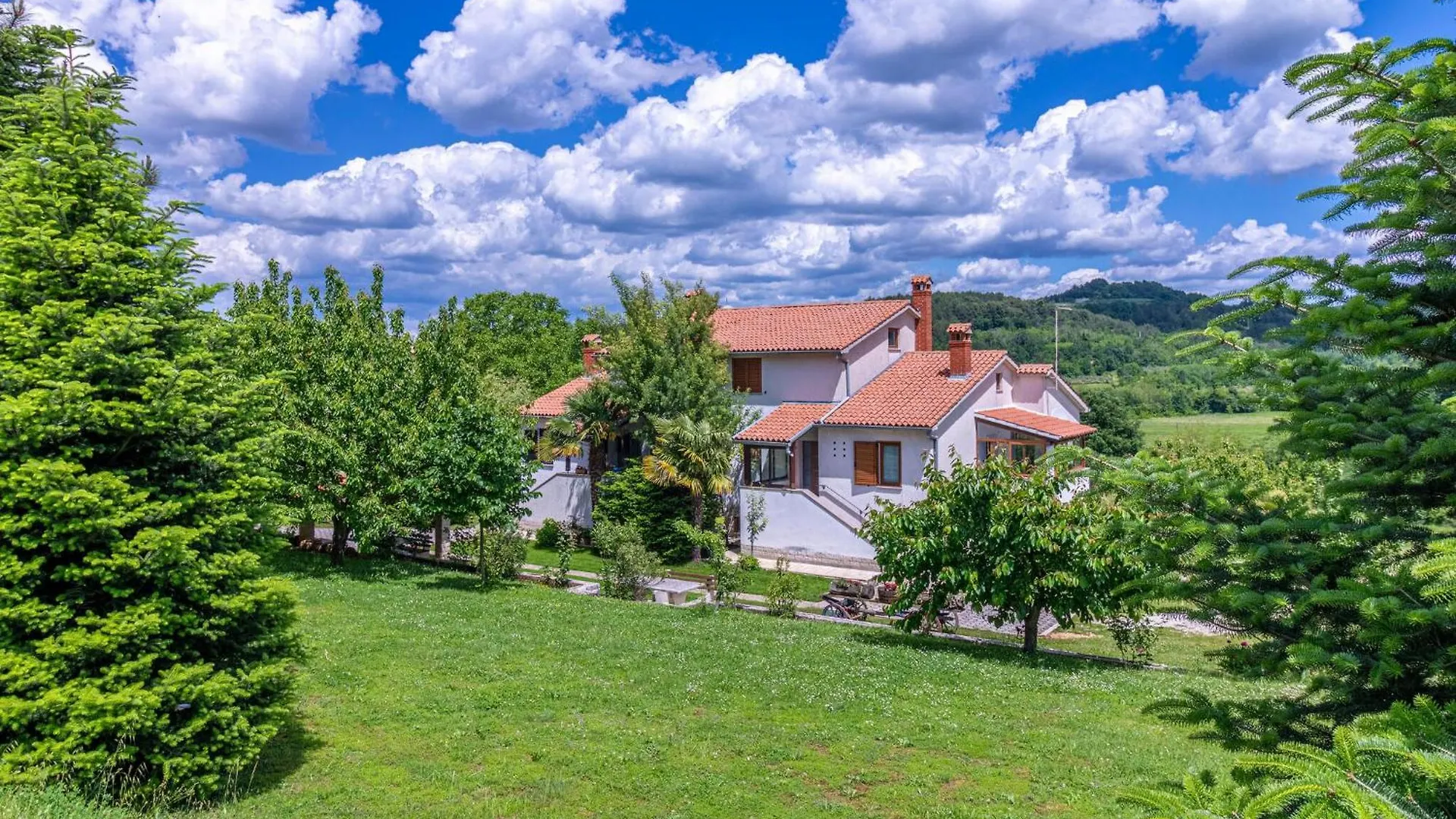 Nice Apartment In Karojba With Wifi